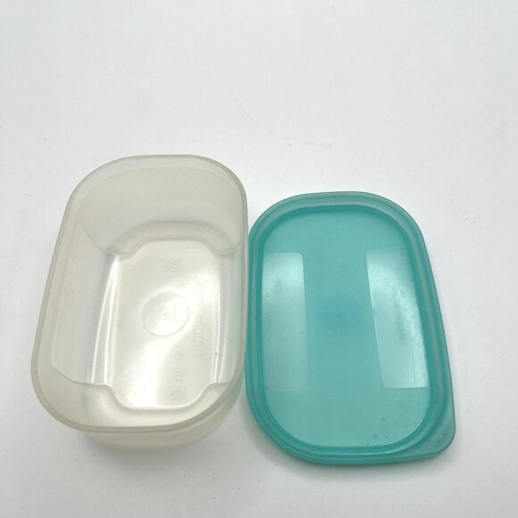 VTG Tupperware 4 oz Mini Snack Keeper 4160C Teal Lid Small Storage Container USA - Picture 5 of 5
